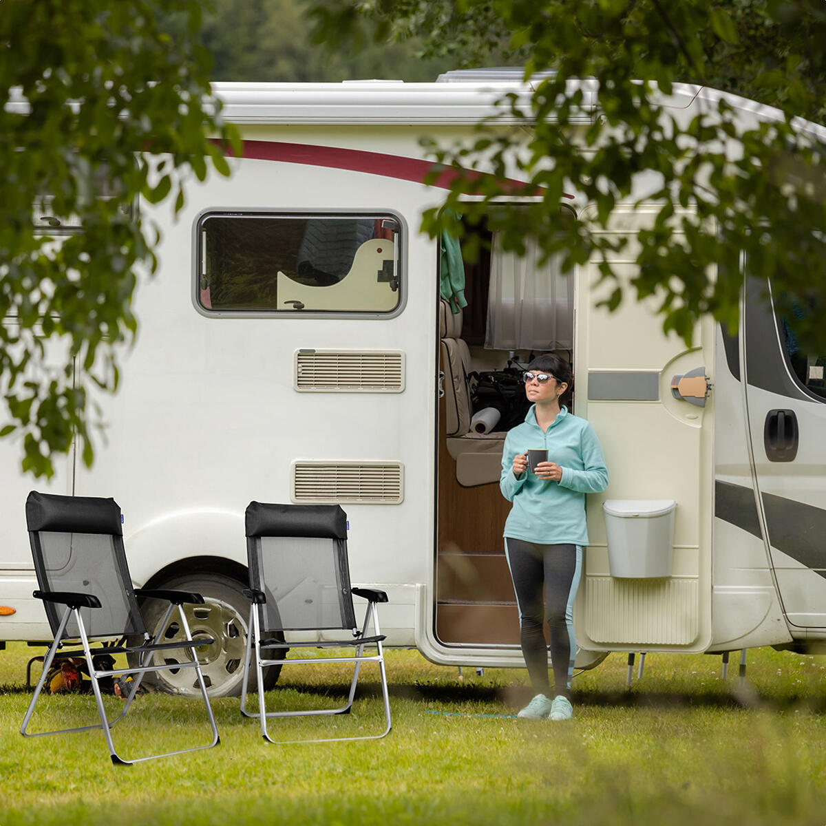Campingstoel - opvouwbaar - 110kg draagvermogen - verstelbaar - zwart 3/4