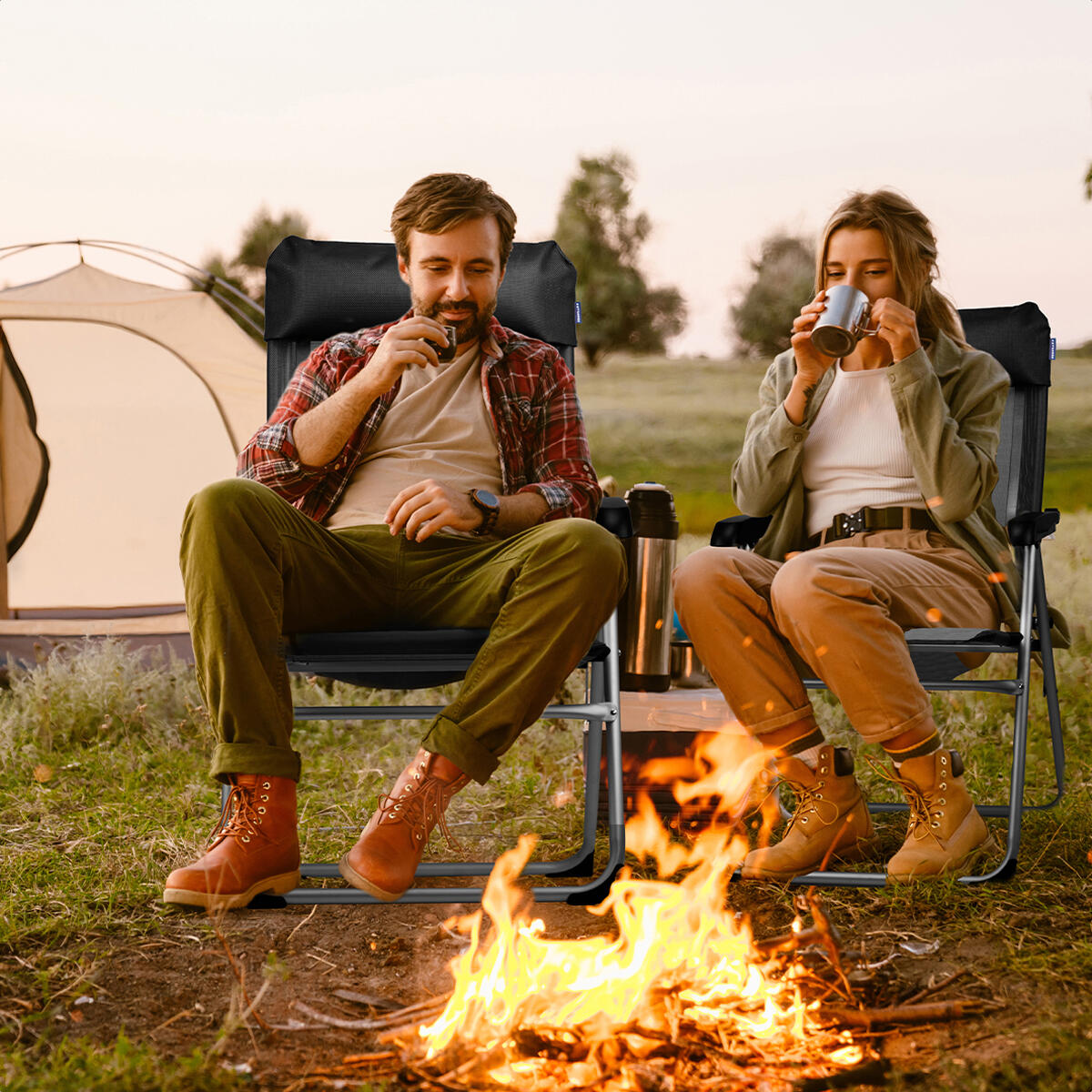 Campingstoel - opvouwbaar - 110kg draagvermogen - verstelbaar - zwart 2/4