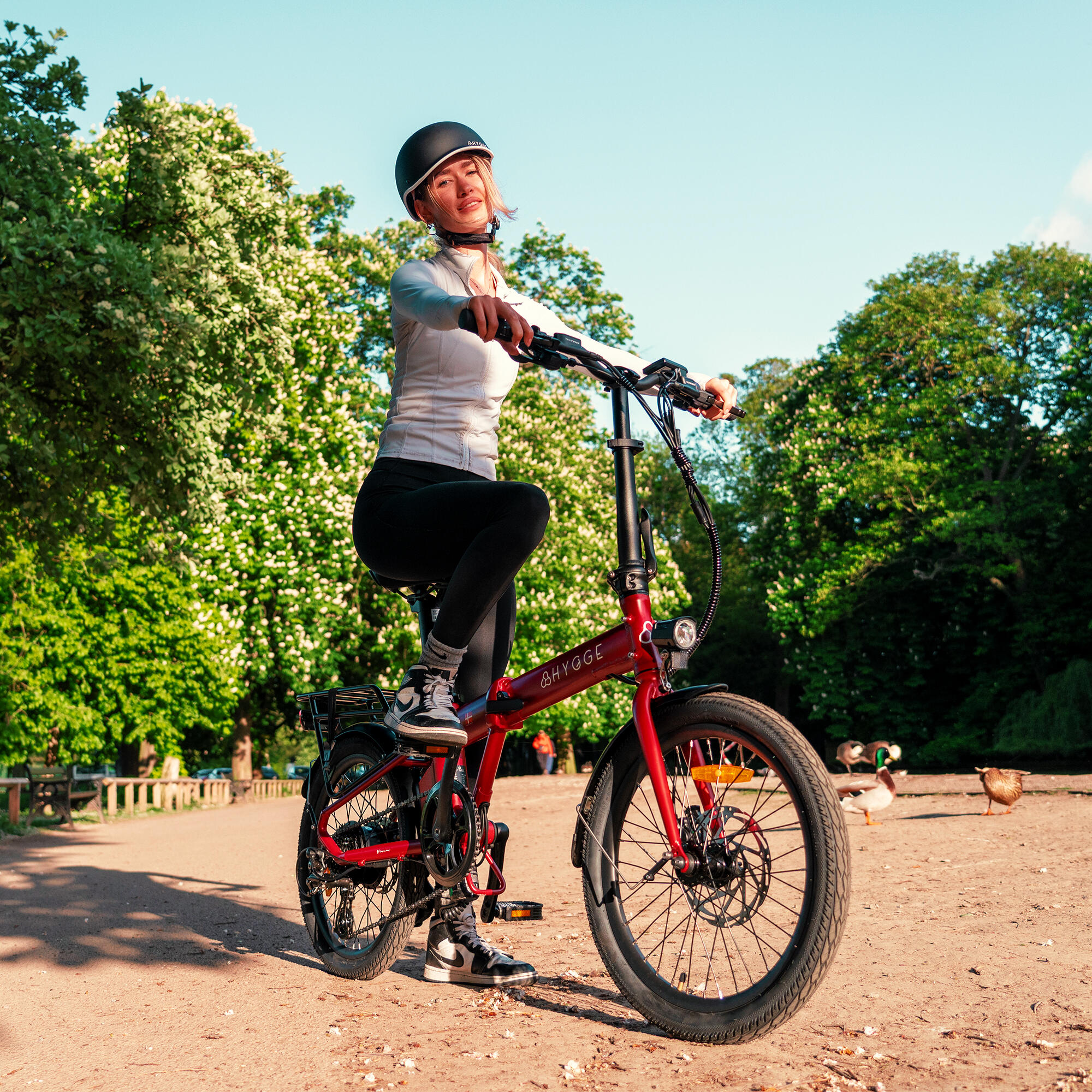 Virum 2026 - Zusammenklappbares ultraleichtes E-Bike 36 V 10 Ah - Sangria Rot 3/7