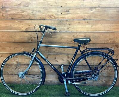 Batavus stadsfiets 28", blauw - tweedehands, nagekeken en serviced.