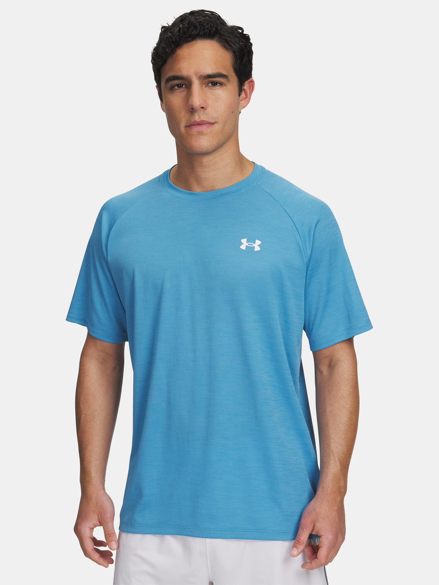 UNDER ARMOUR picture