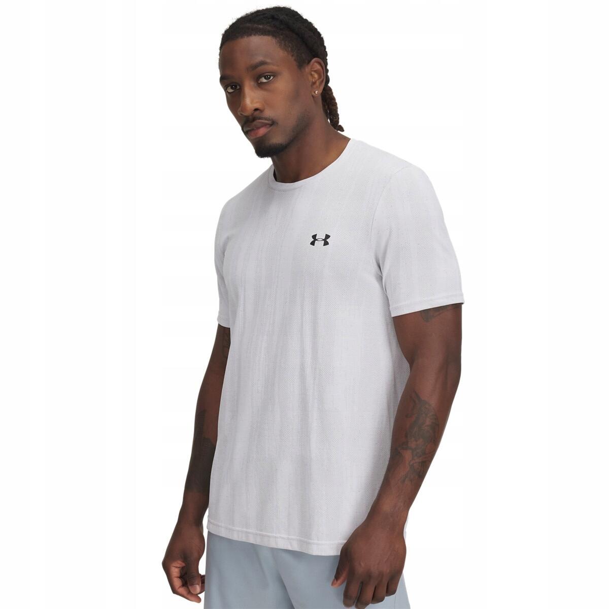 UNDER ARMOUR picture