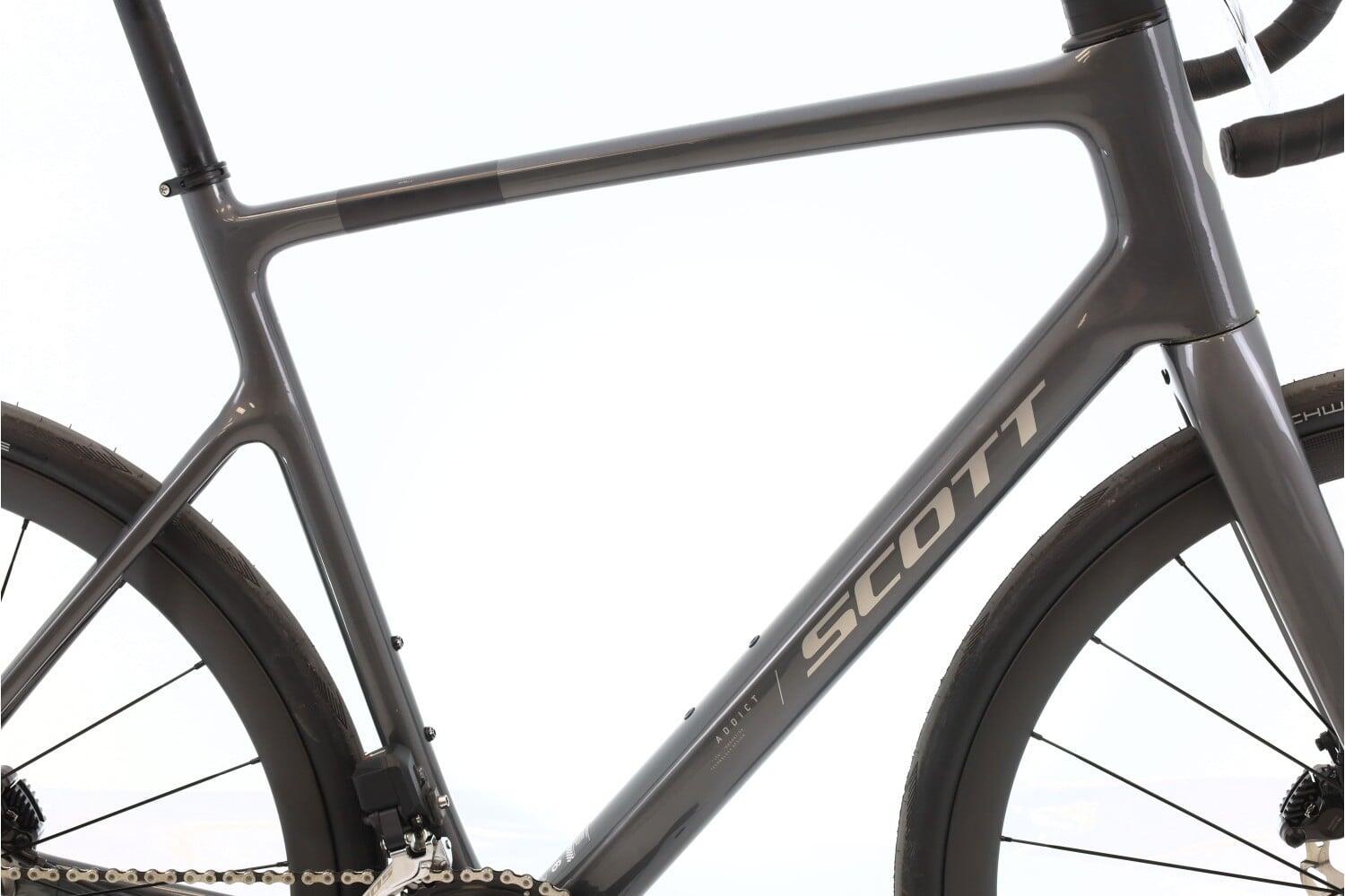 Vélo de route reconditionné ·  Addict 30 Di2 12V · Très bon état 2/8