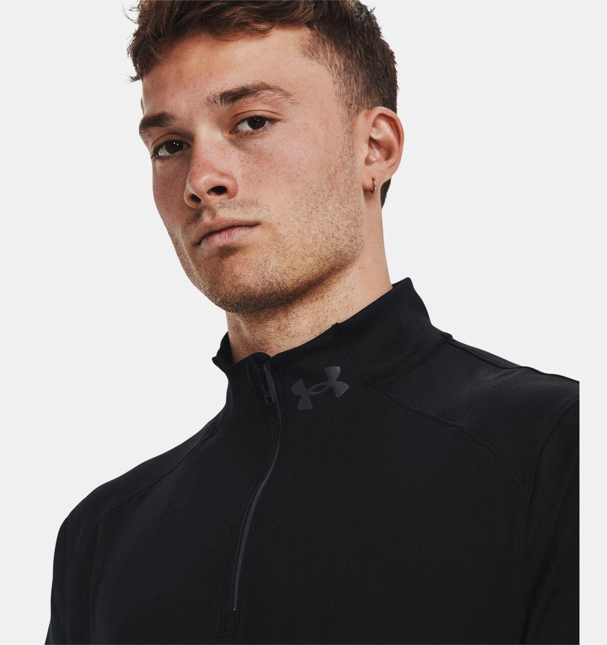 Camiseta Under Armour Qualifier Run 1/2 Zip Negra 4/7