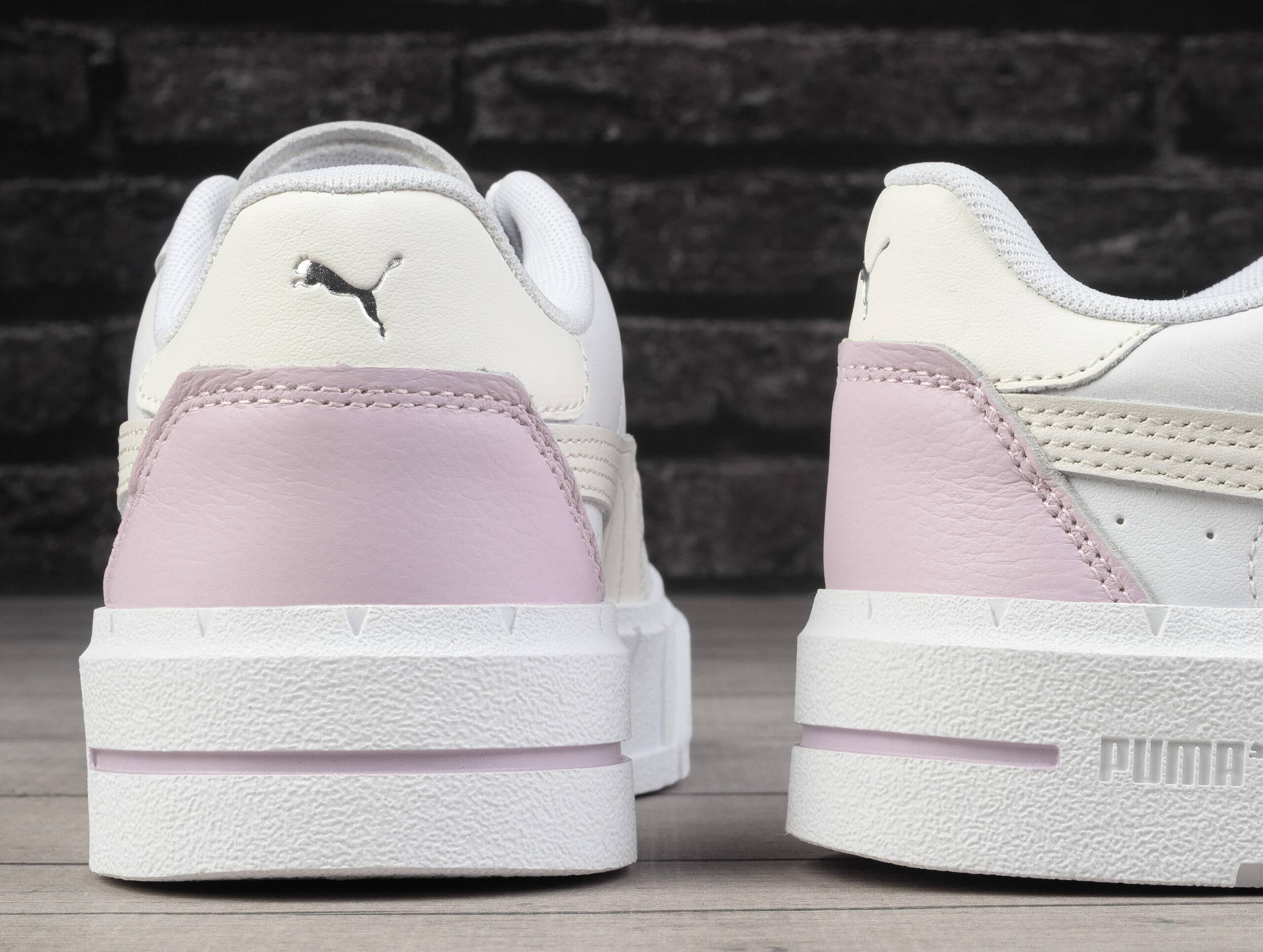 Buty damskie sportowe platformy Puma CALI COURT LTH WNS 4/6