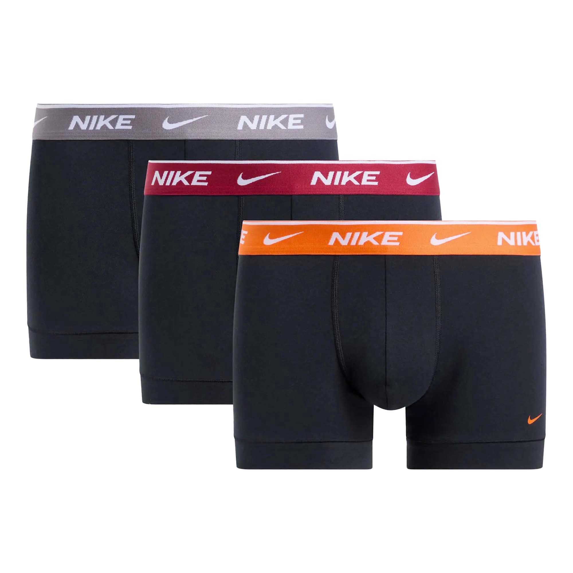 NIKE picture
