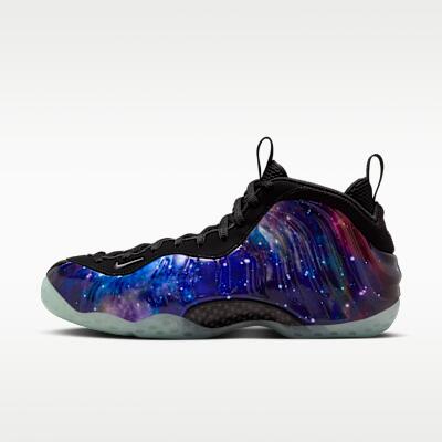 NIKE picture