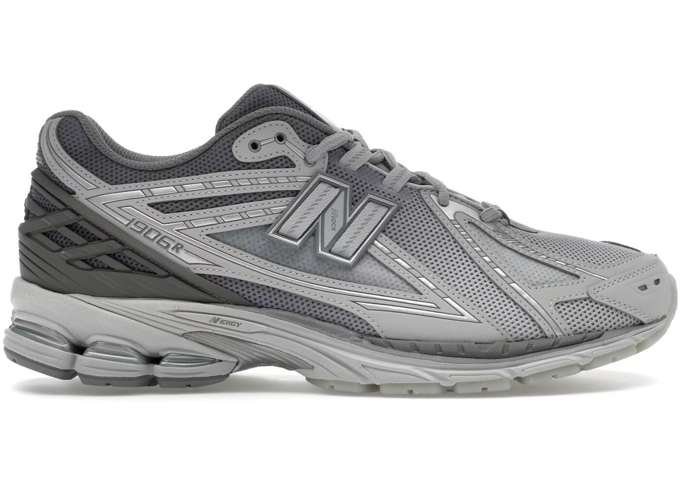 NEW BALANCE picture