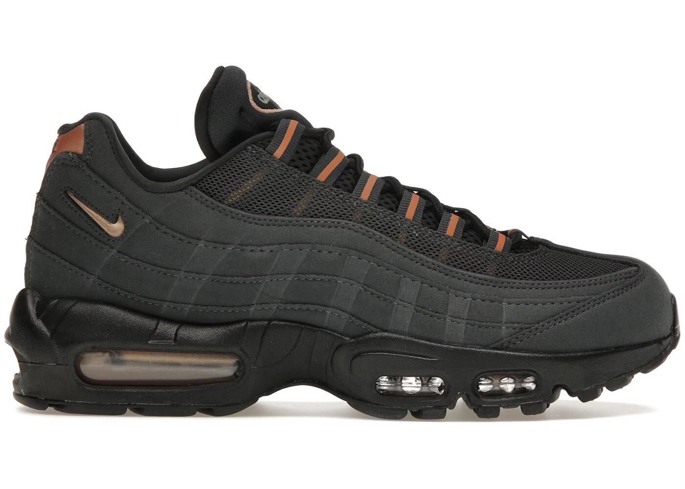 NIKE picture