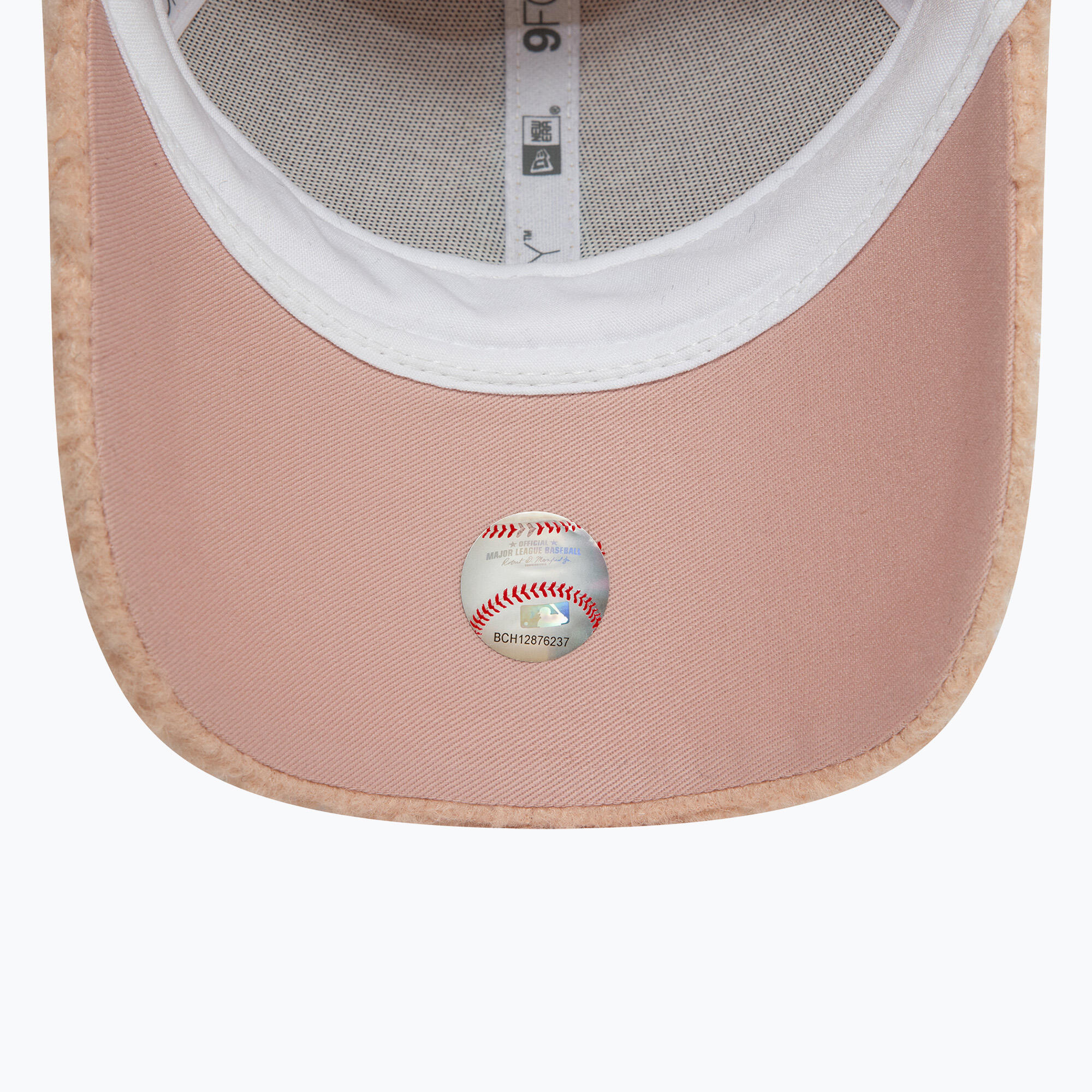Gorra con visera para mujer New Era Borg 9FORTY New York Yankees 5/6