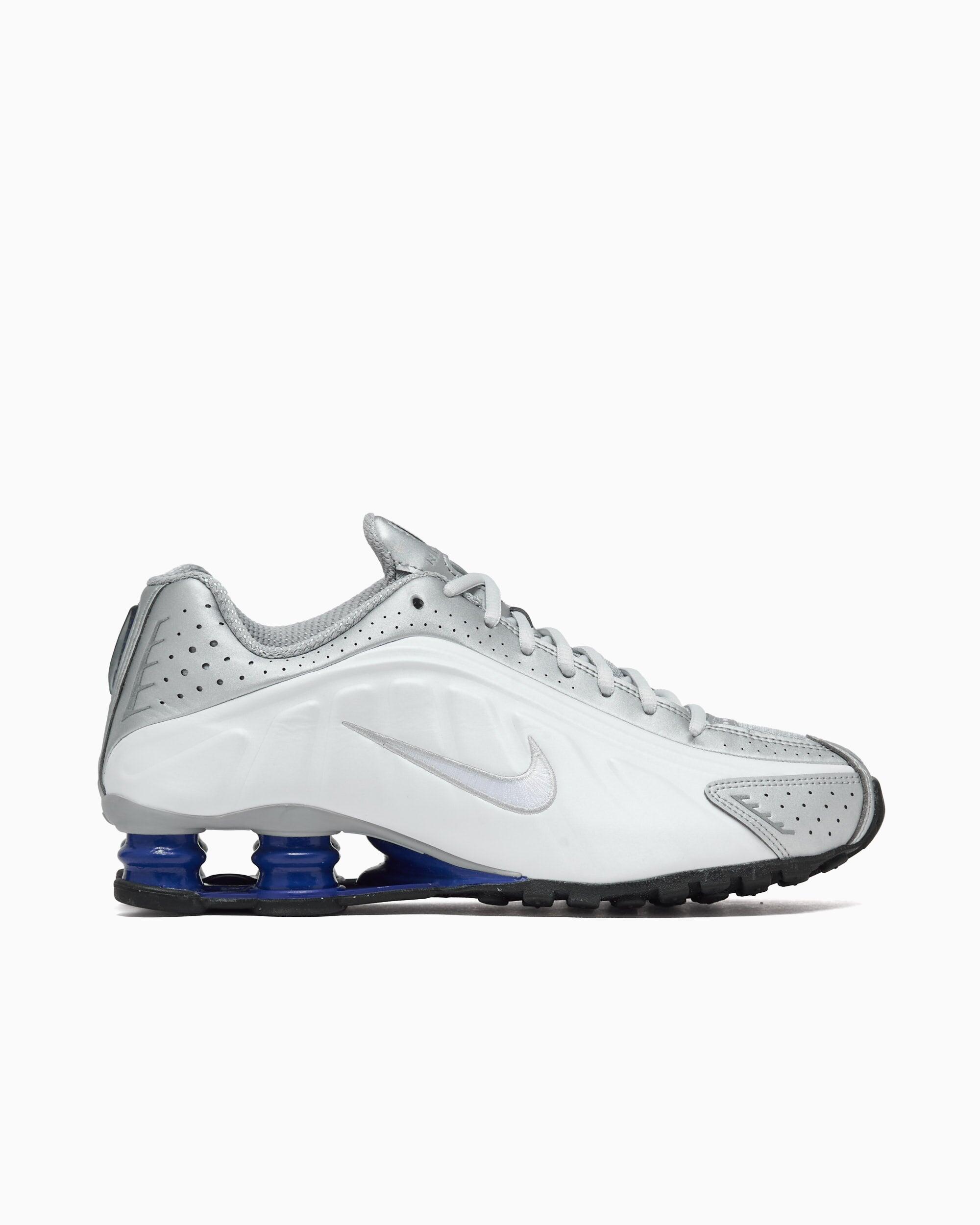 NIKE picture