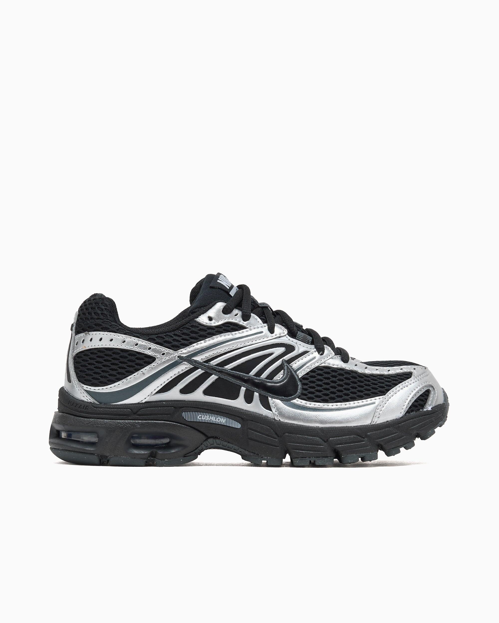 NIKE picture