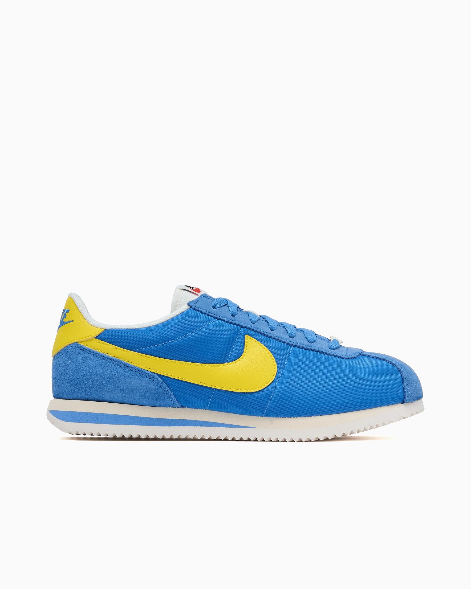 NIKE picture