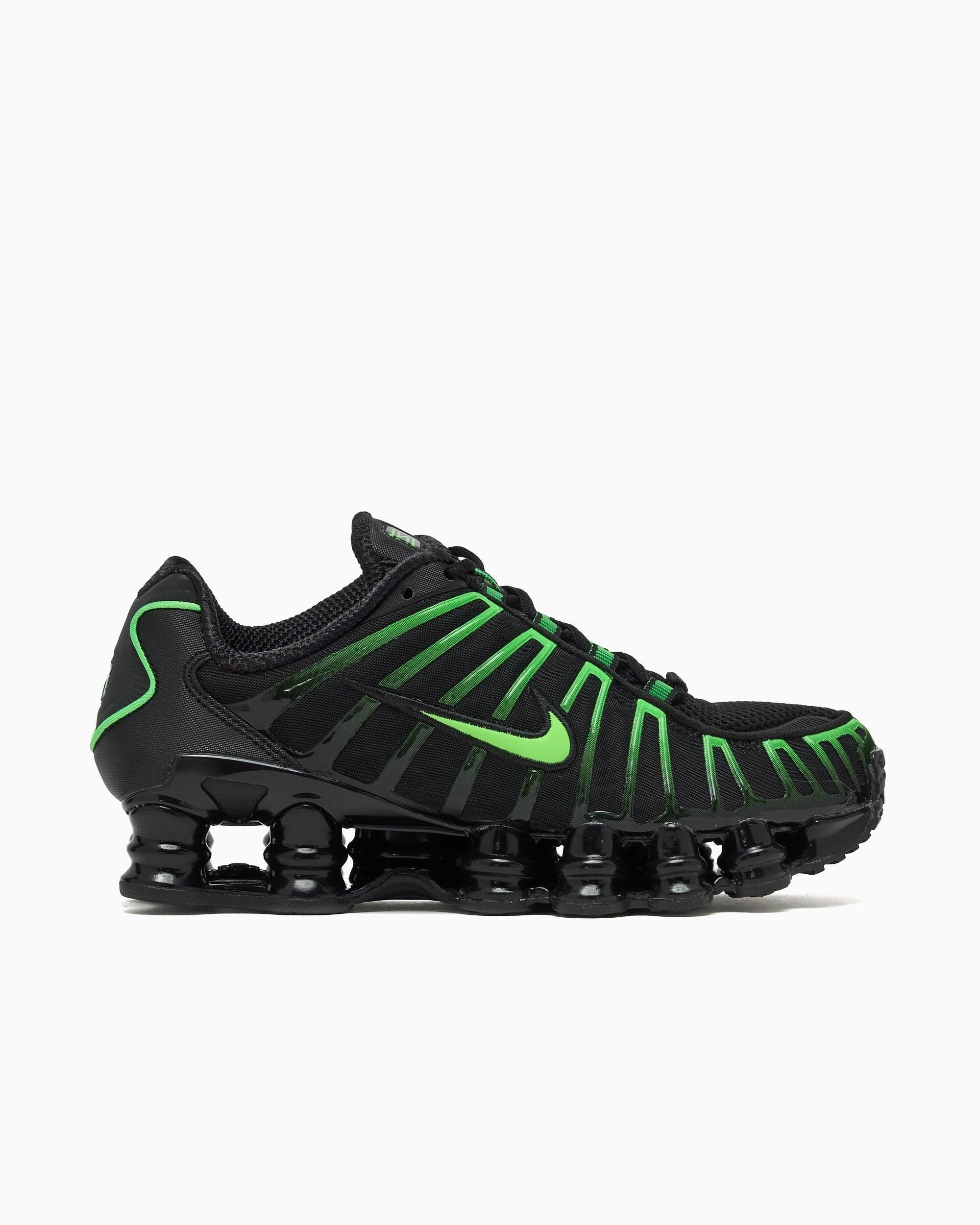 NIKE picture