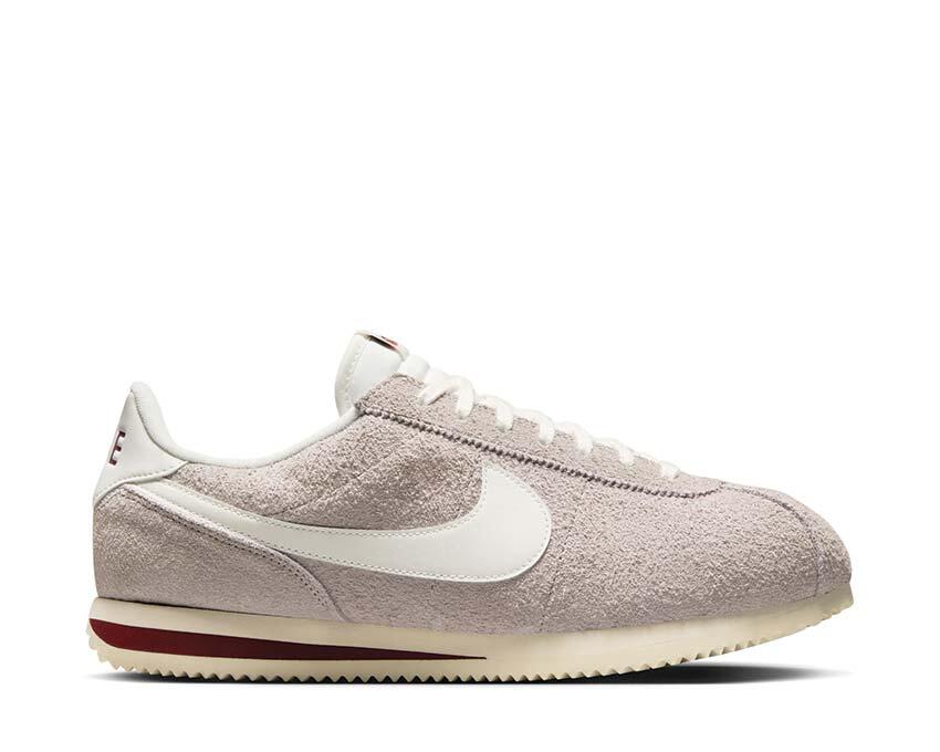 NIKE picture
