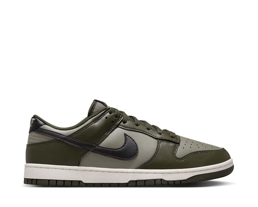 NIKE picture