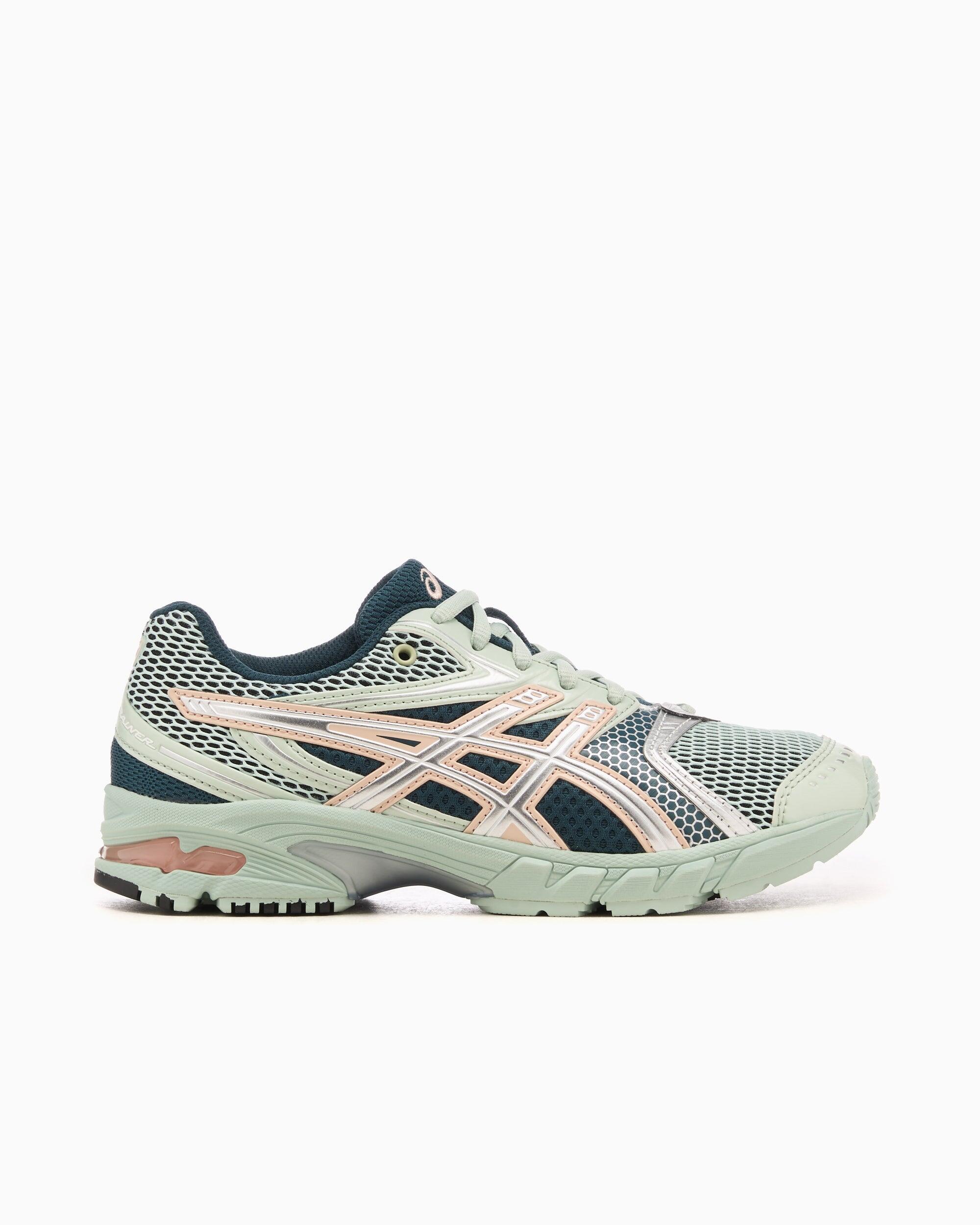 ASICS picture