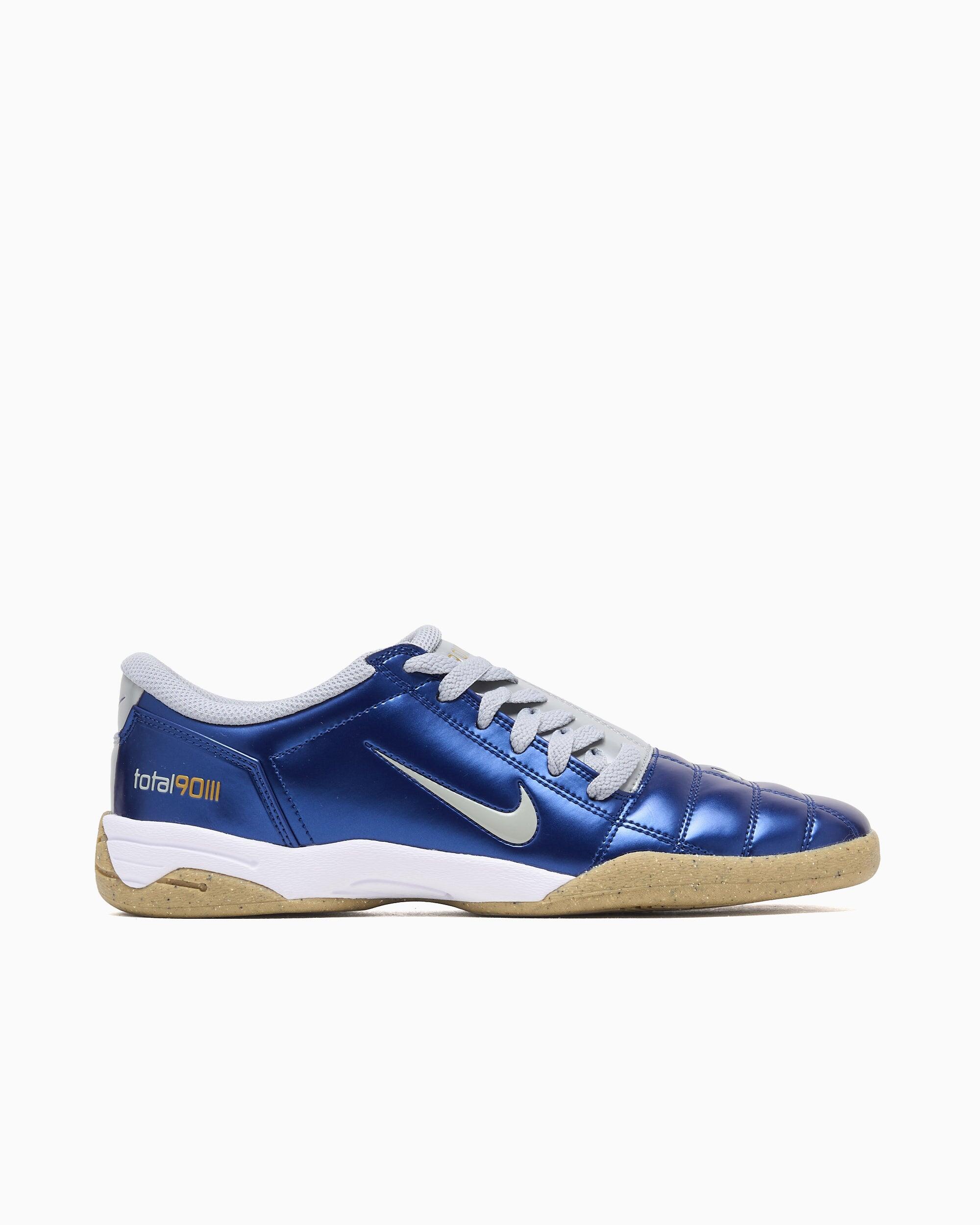 NIKE picture