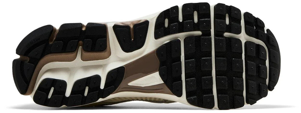 Nike Zoom Vomero 5 Sail Mink Brown Black Damen 3/5