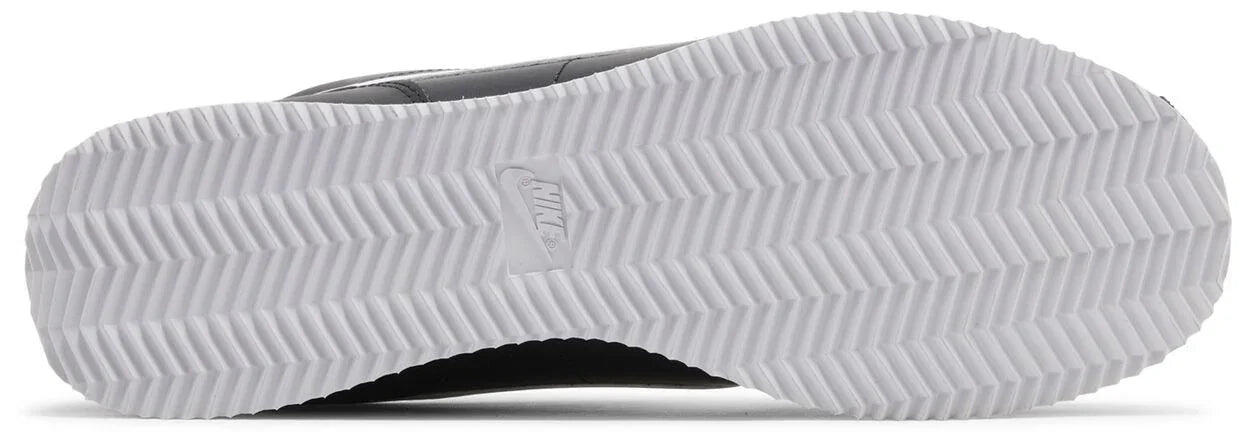 Nike Cortez Basic Black White (2023) 3/5