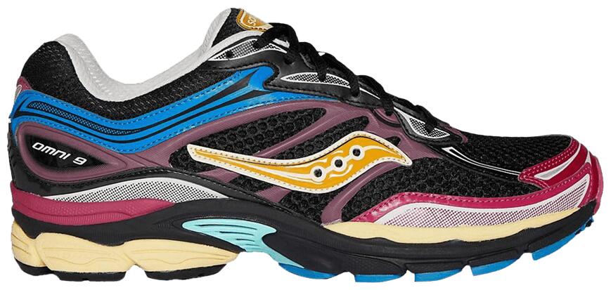 SAUCONY picture