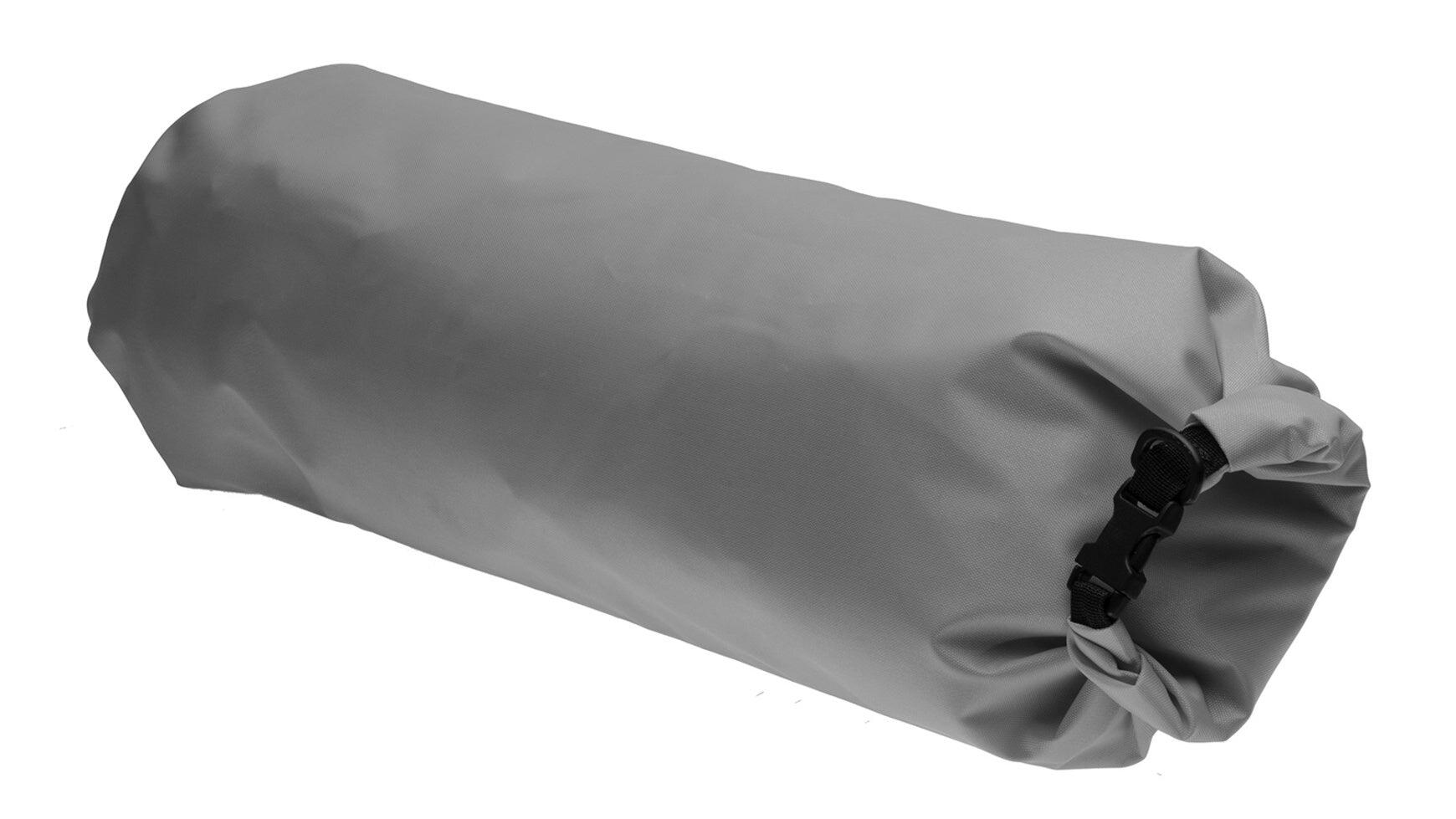 Outpost Handlebar Roller Bag 2/2