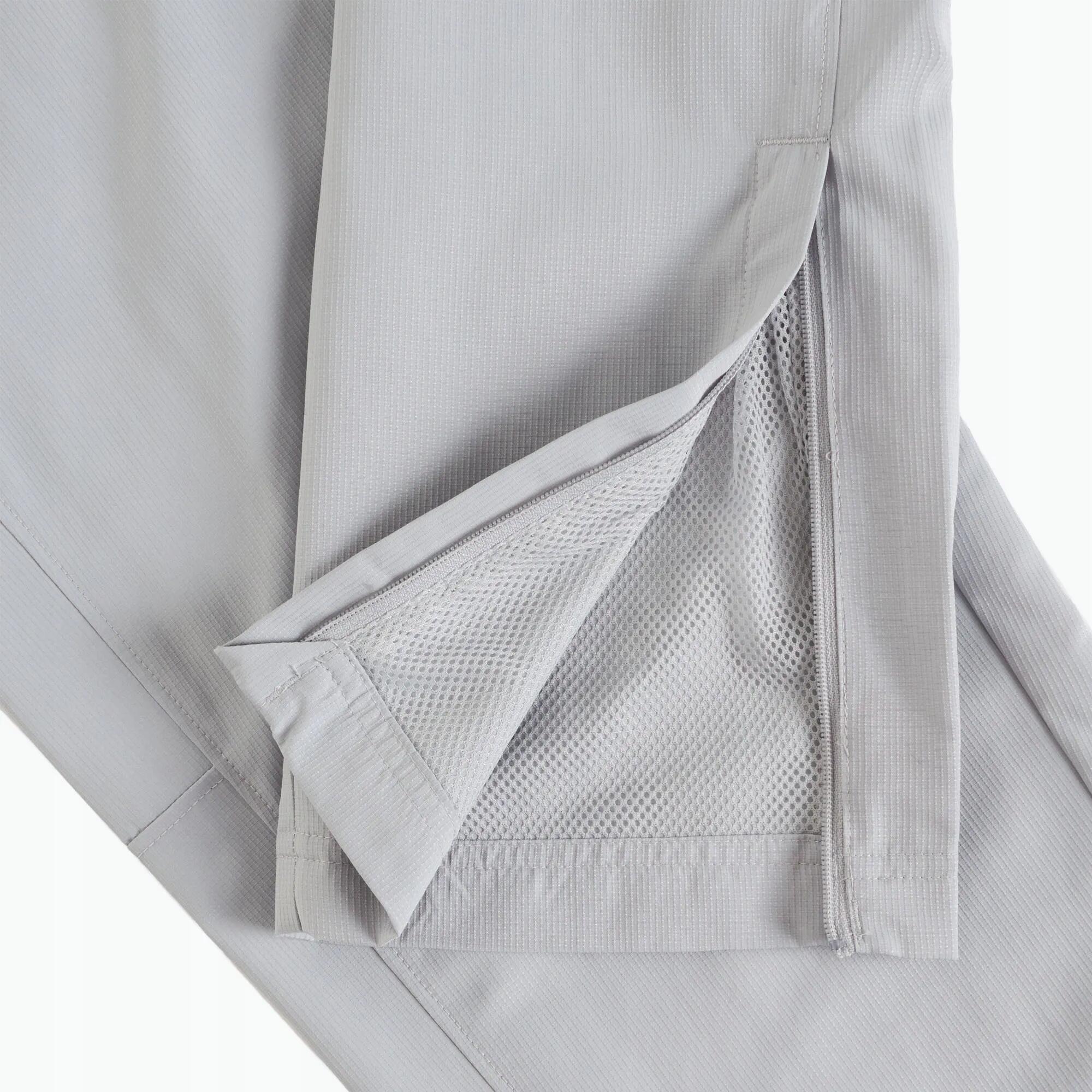 Pantalón cortavientos tejido Rival de Under Armour 4/5