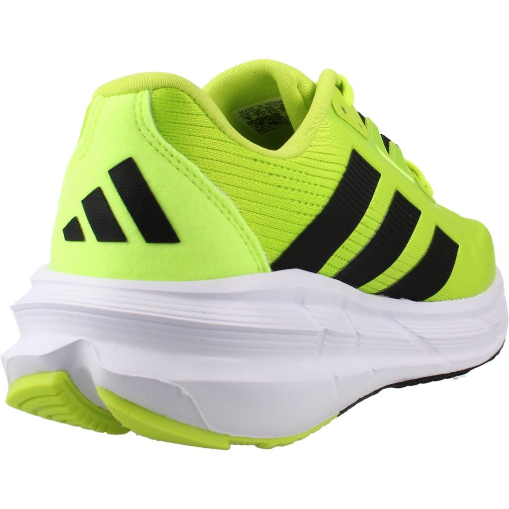 Chaussures de running adidas Questar 3 3/7