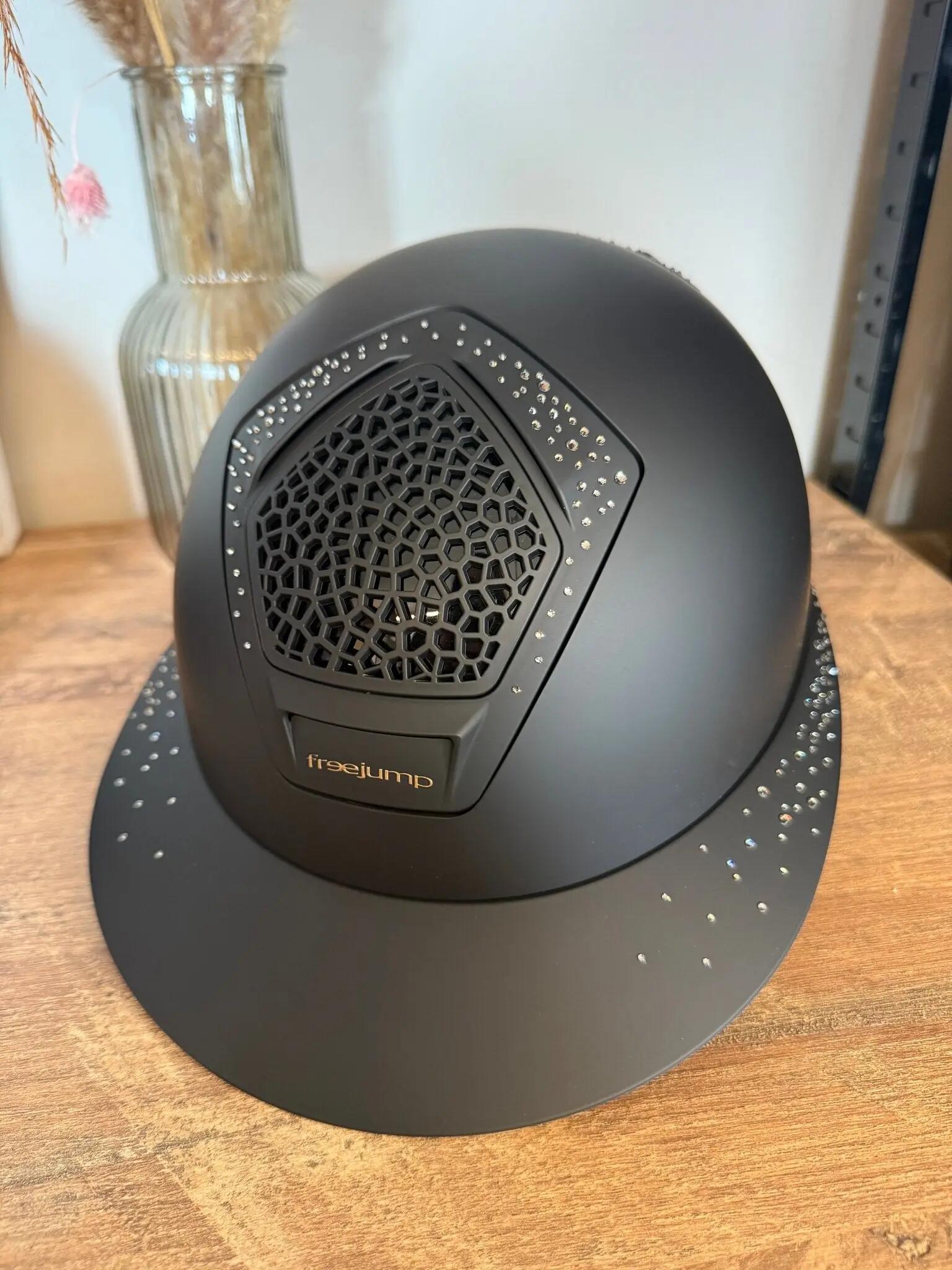 Freejump Voronoi Black Matt Crystals By Preciosa Zwart - 5/6