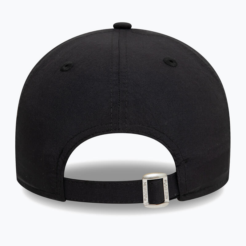 Șapcă cu cozoroc New Era NE Tech 9Forty