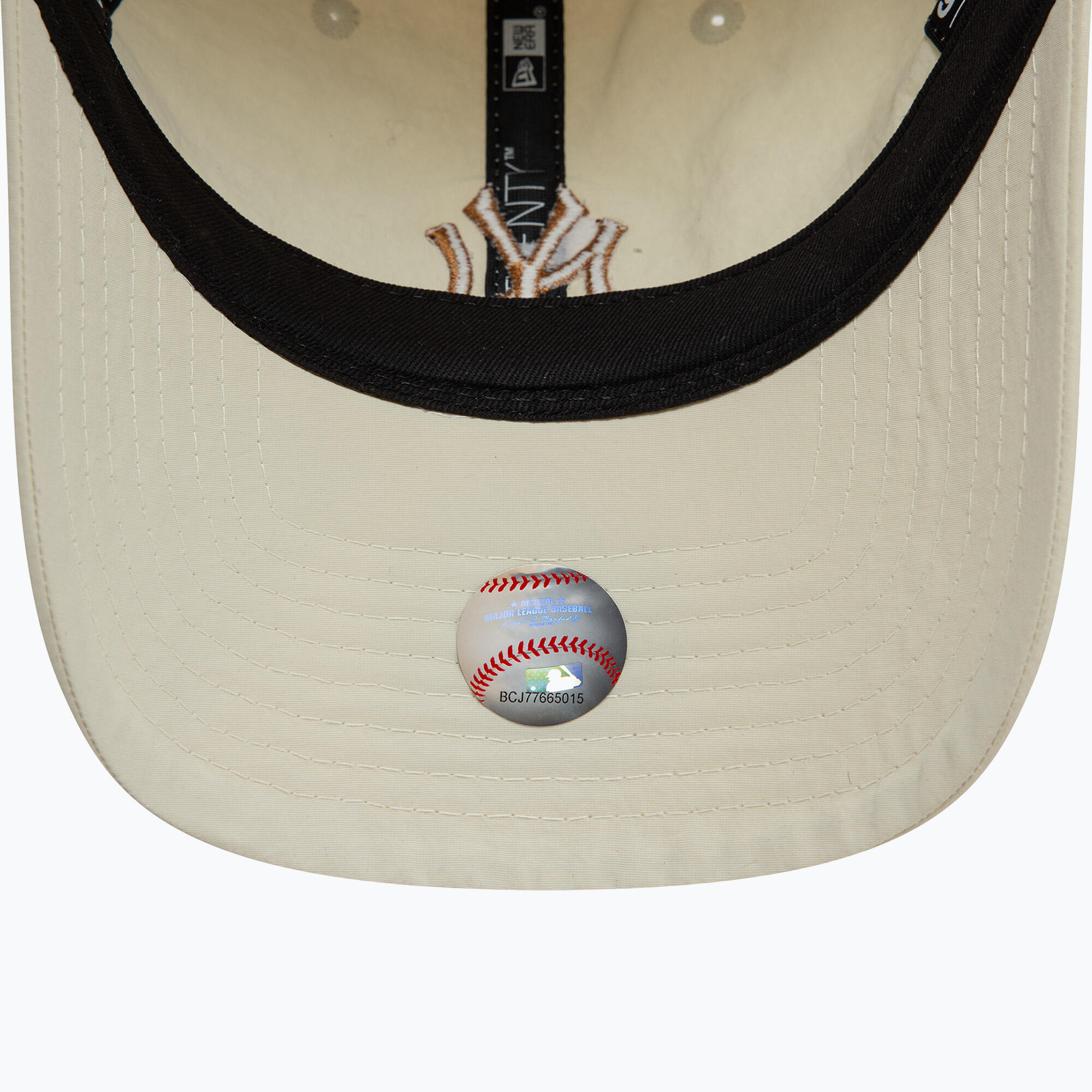 Gorra con visera New Era Recycled 920 New York Yankees 5/6