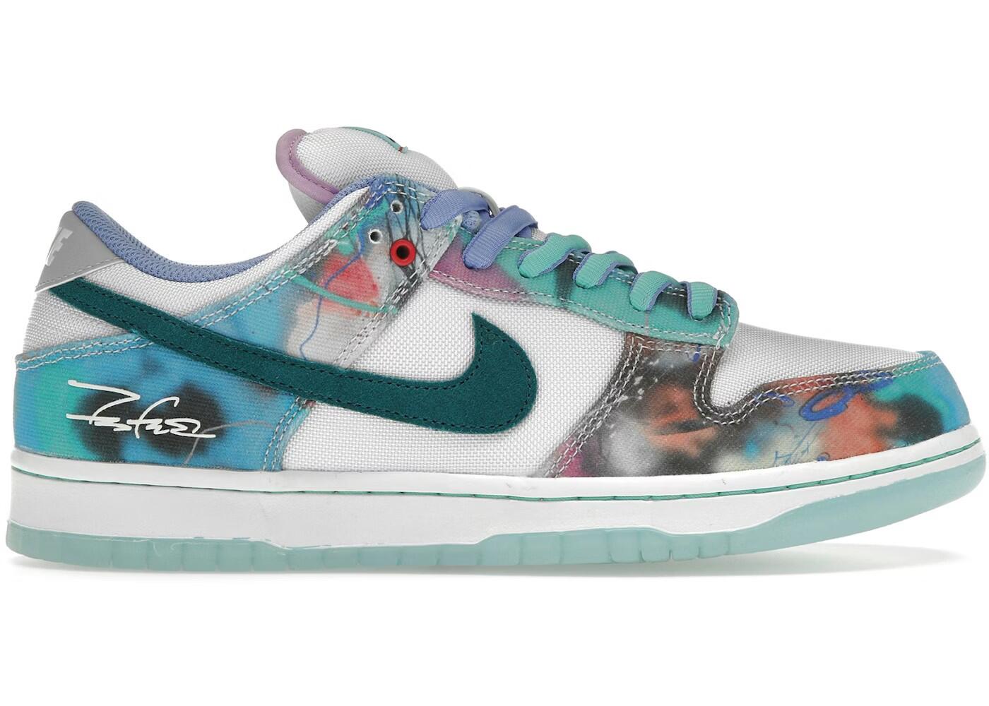 NIKE picture