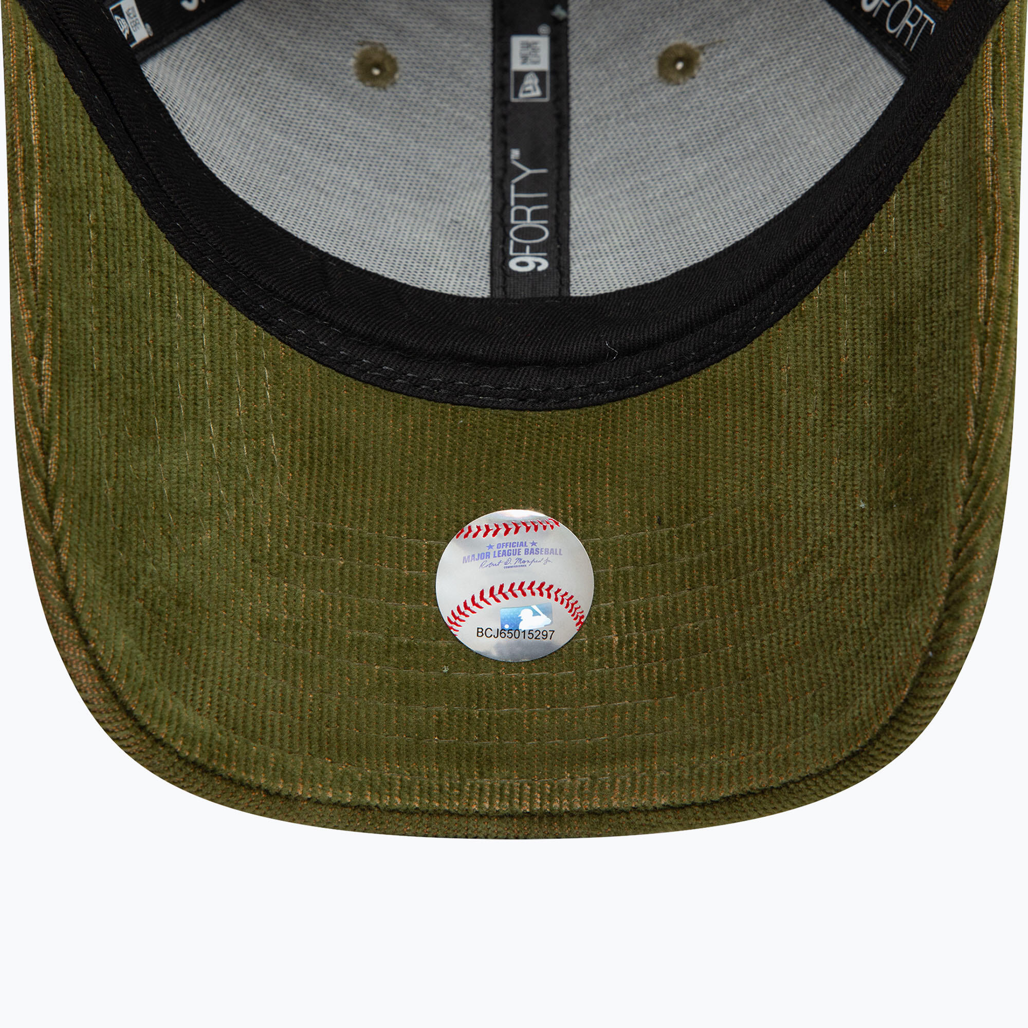 Boné com aba New Era Two Tone Cord 9Forty New York Yankees 5/6