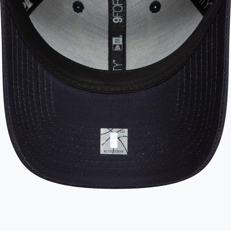 Șapcă cu cozoroc New Era Metallic 9Forty Bulls