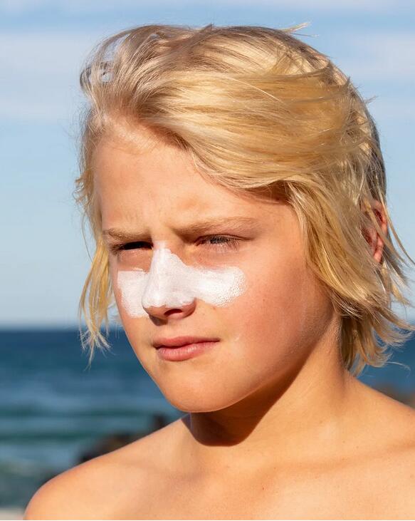 Sun Zapper White Zinc Stick SPF 50+ 3/3