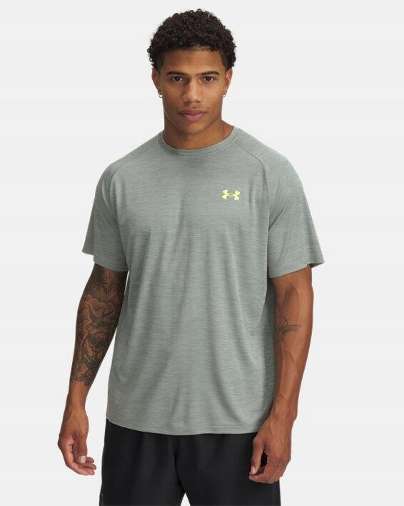 UNDER ARMOUR picture