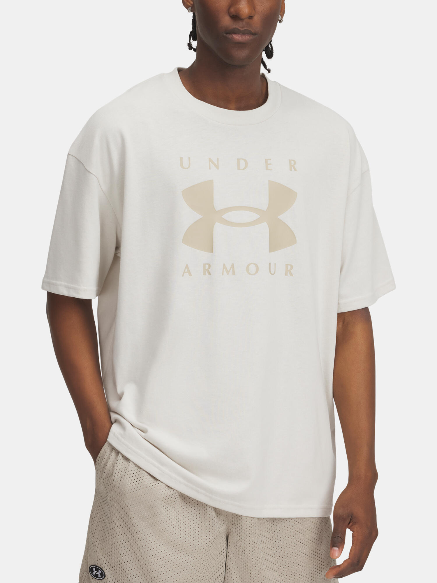 UNDER ARMOUR picture