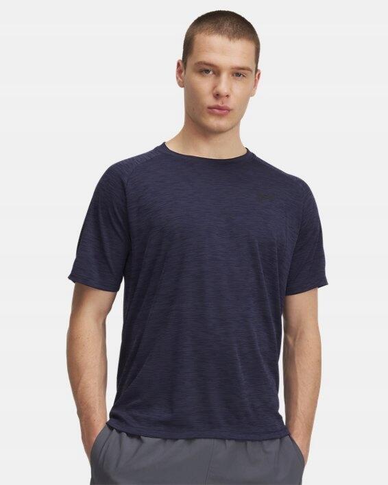 UNDER ARMOUR picture