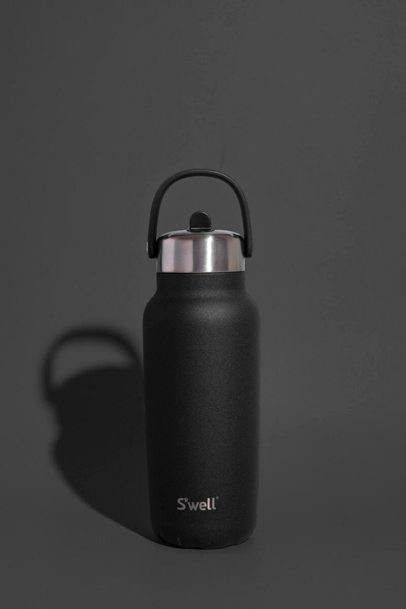Garrafa c/pega 700ml Onyx 3/3
