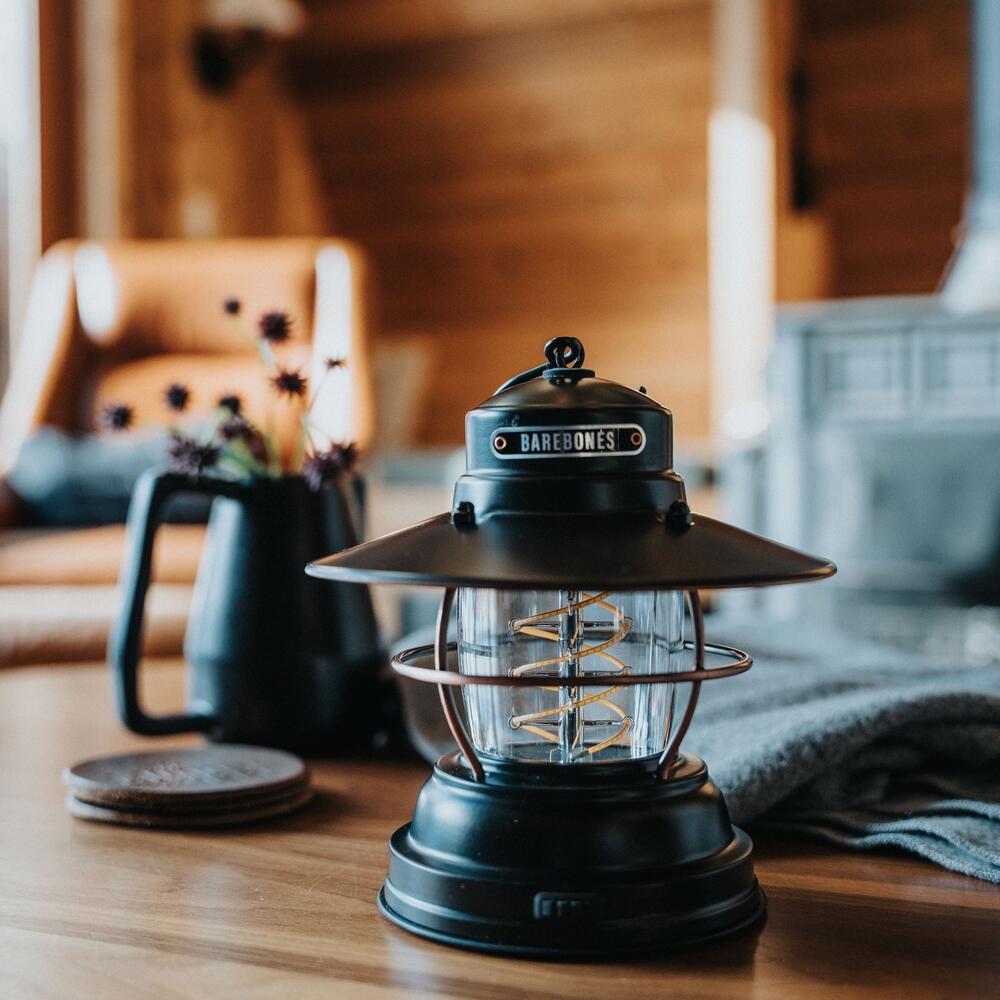 Camping Laterne Outpost Lantern Retro Lampe Dimmbar Stahl USB Akku LED 6/7