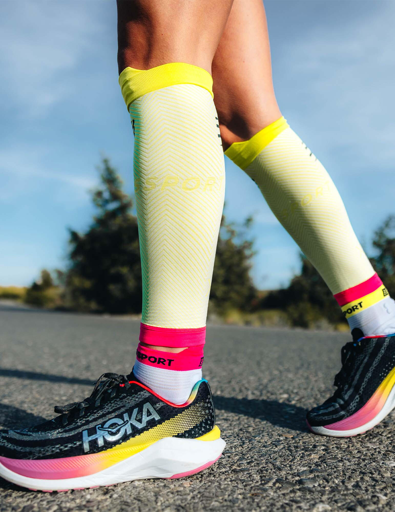 Manguitos de compresión para pantorrillas Compressport "R2 Oxygen" (lote de 2) 3/4