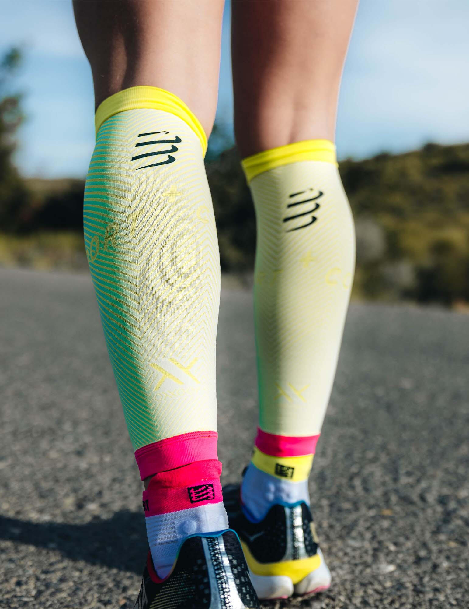 Manguitos de compresión para pantorrillas Compressport "R2 Oxygen" (lote de 2) 4/4