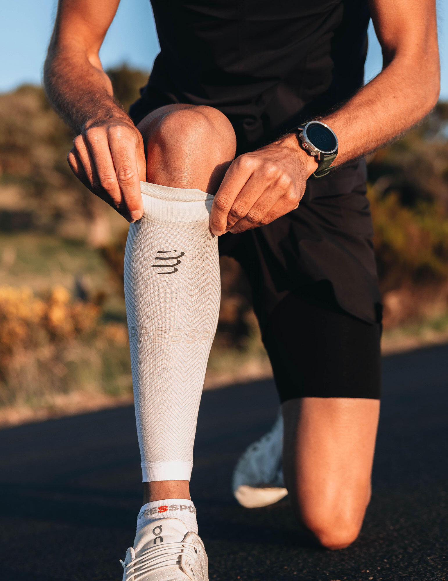 Manguitos de compresión para pantorrillas Compressport "R2 Oxygen" (lote de 2) 4/4