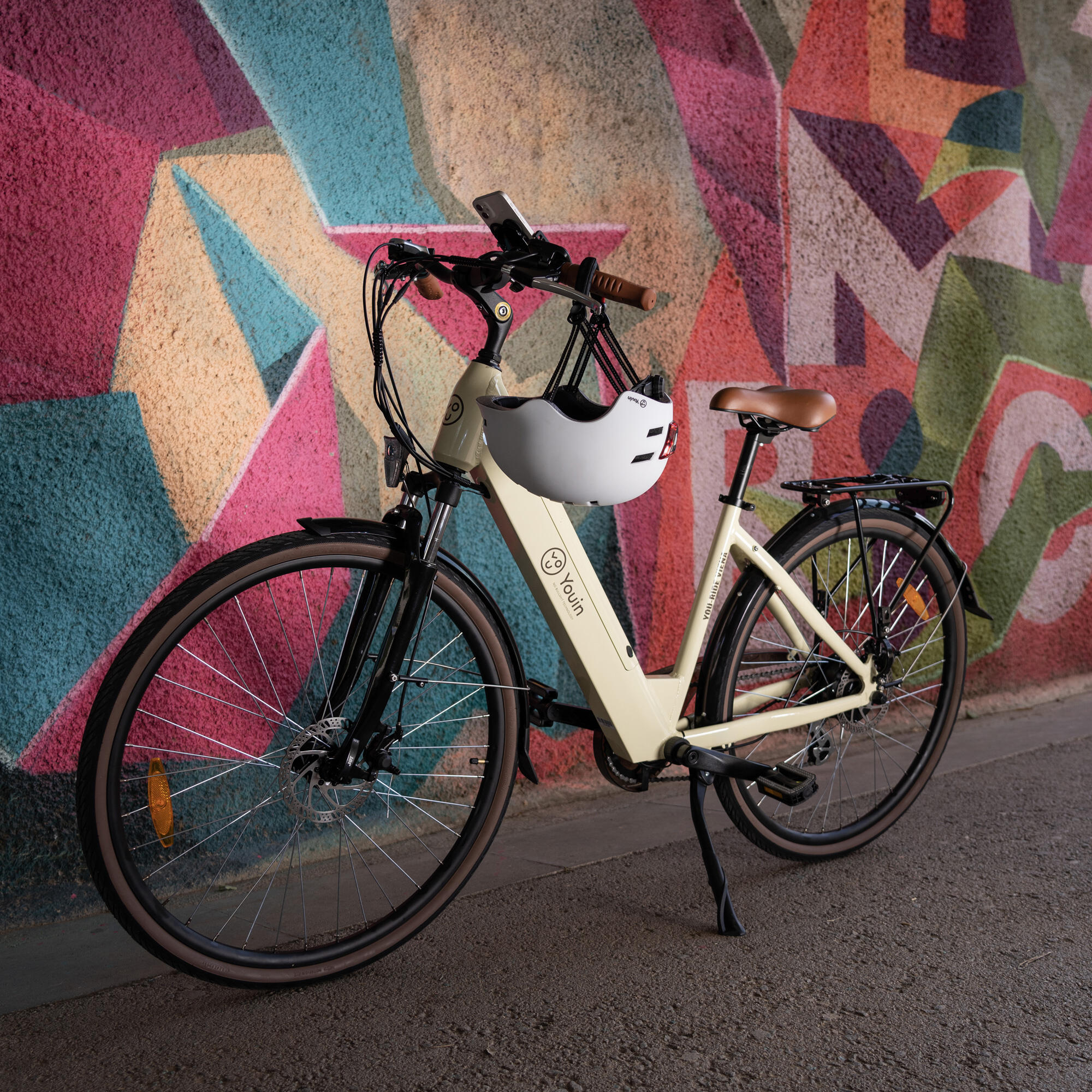 Vélo électrique urbain YOUIN Viena BK2128C 28" Shimano 7V 250W 80 km 3/7