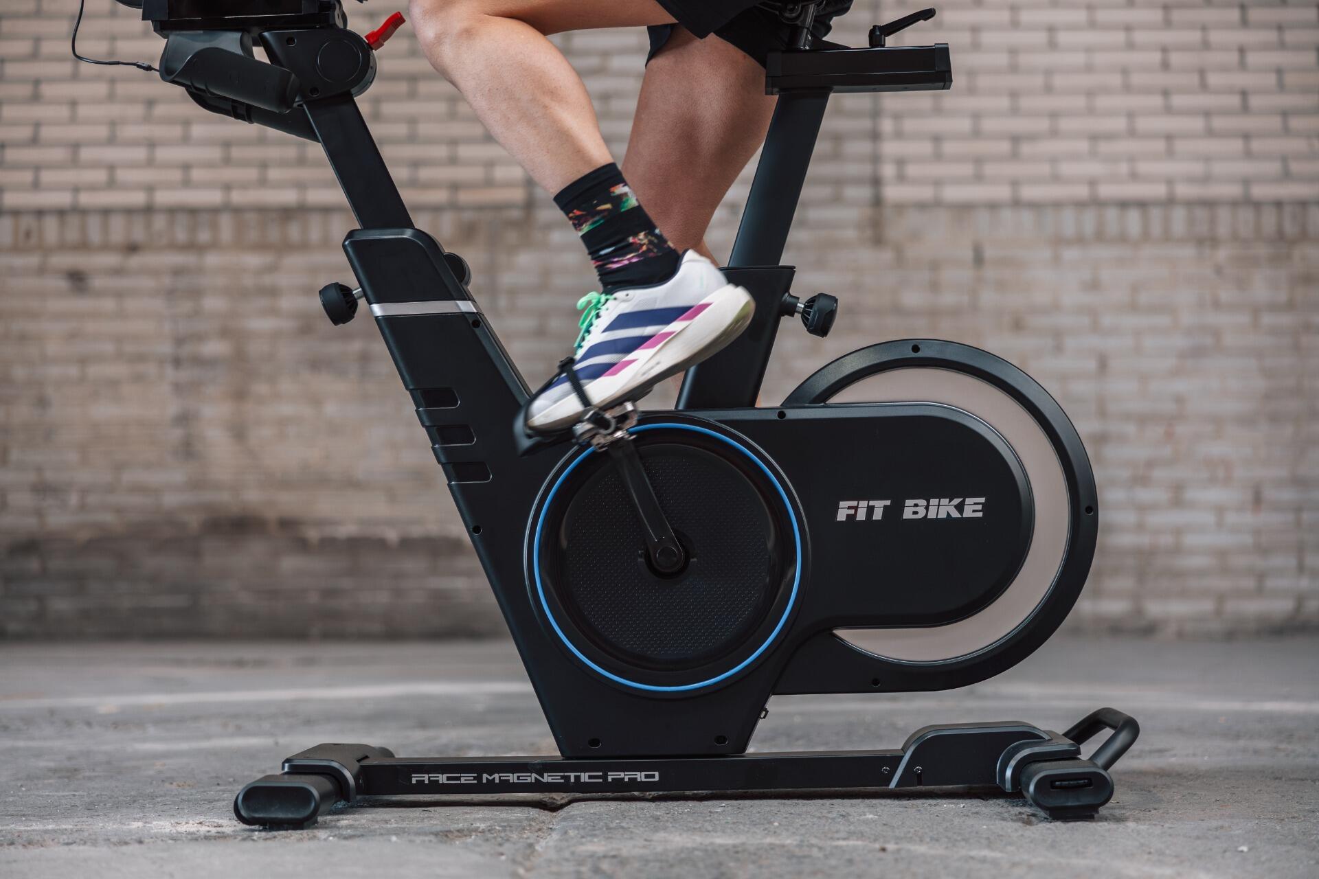 FitBike Race Magnetic Pro Indoor Cycle – 16 kg vliegwiel en Bluetooth 6/7