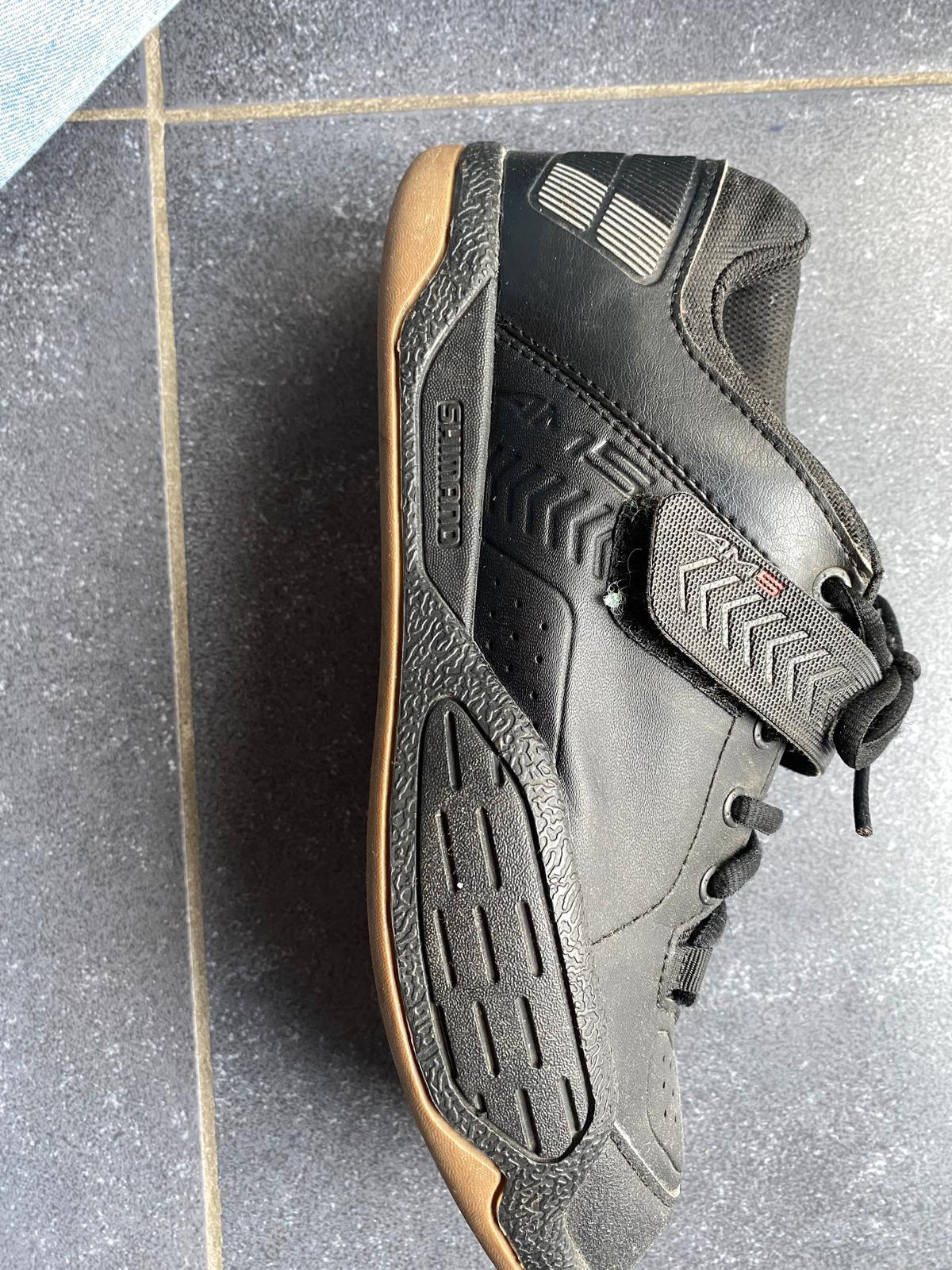 Entre Particuliers - Chaussures de vélo - Shimano - freeride 42 2/5