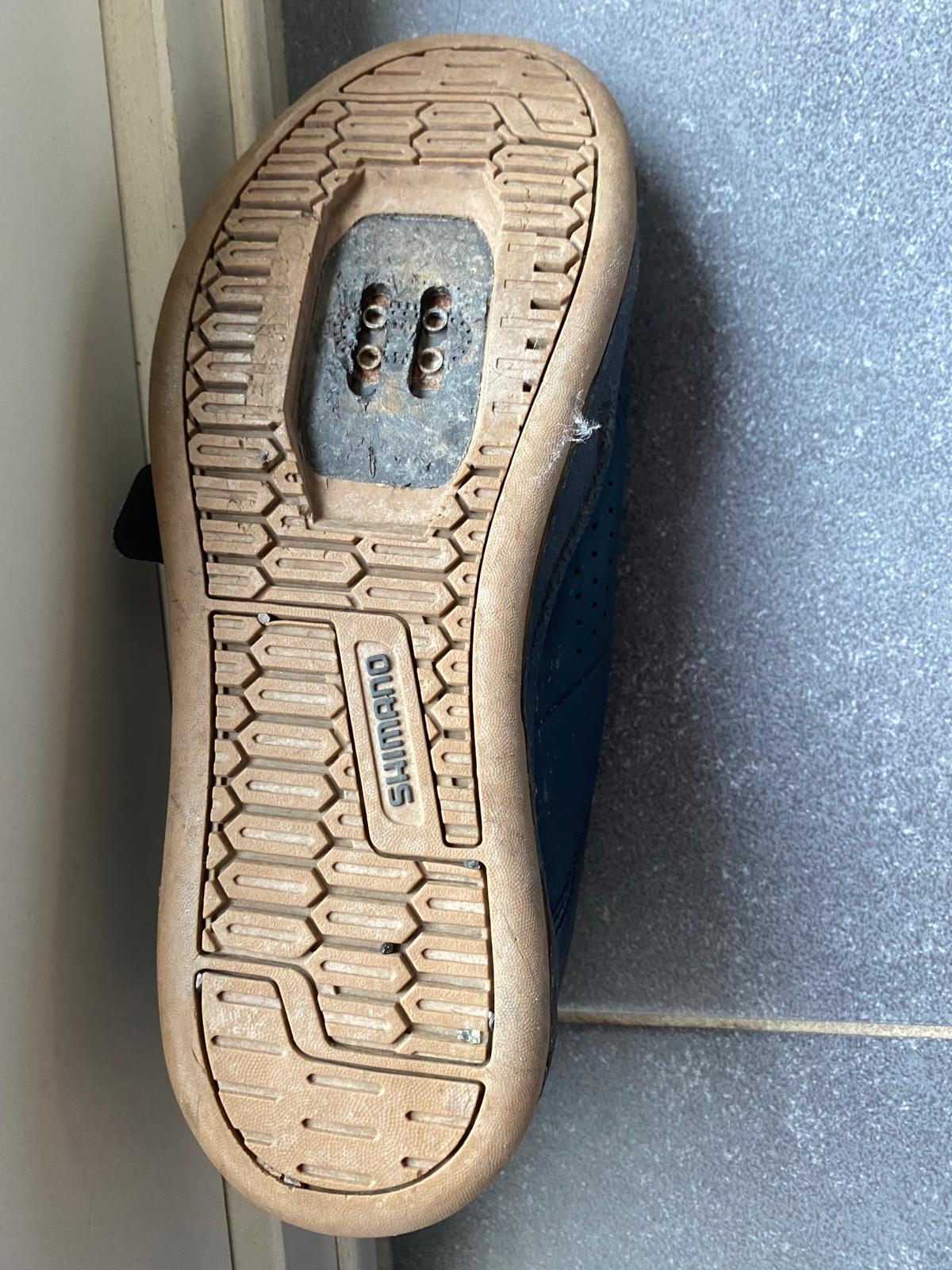 Entre Particuliers - Chaussures de vélo - Shimano - freeride 42 5/5