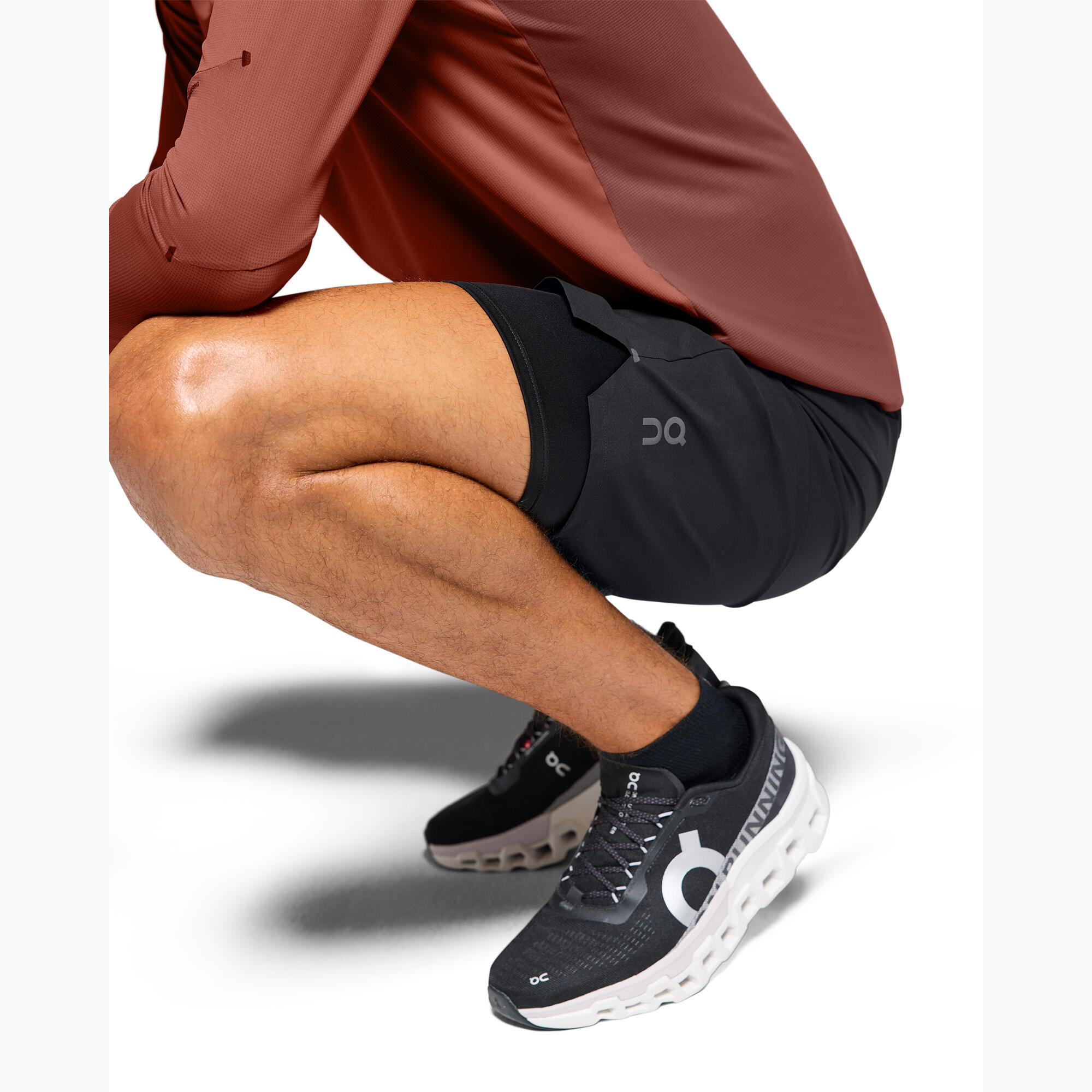 SHORT HYBRIDE PERFORMANCE -RUNNING NOIR HOMME 6/7