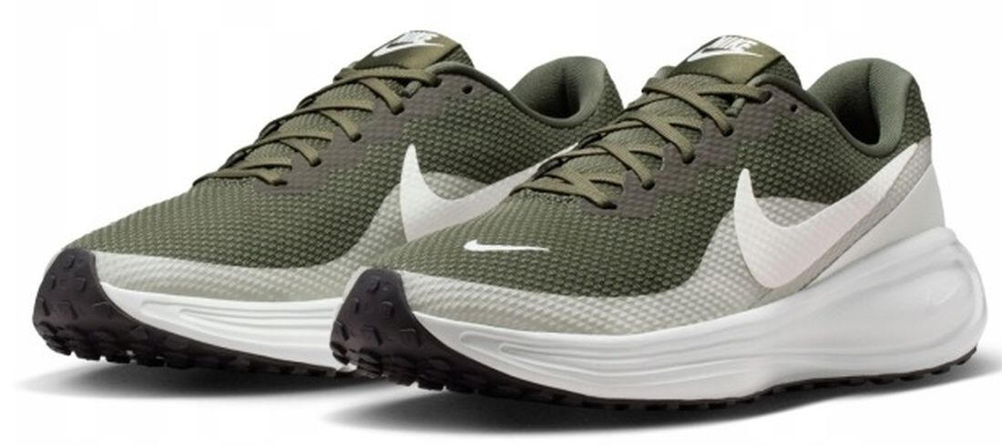 Buty sportowe męskie Nike Revolution 8 4/7