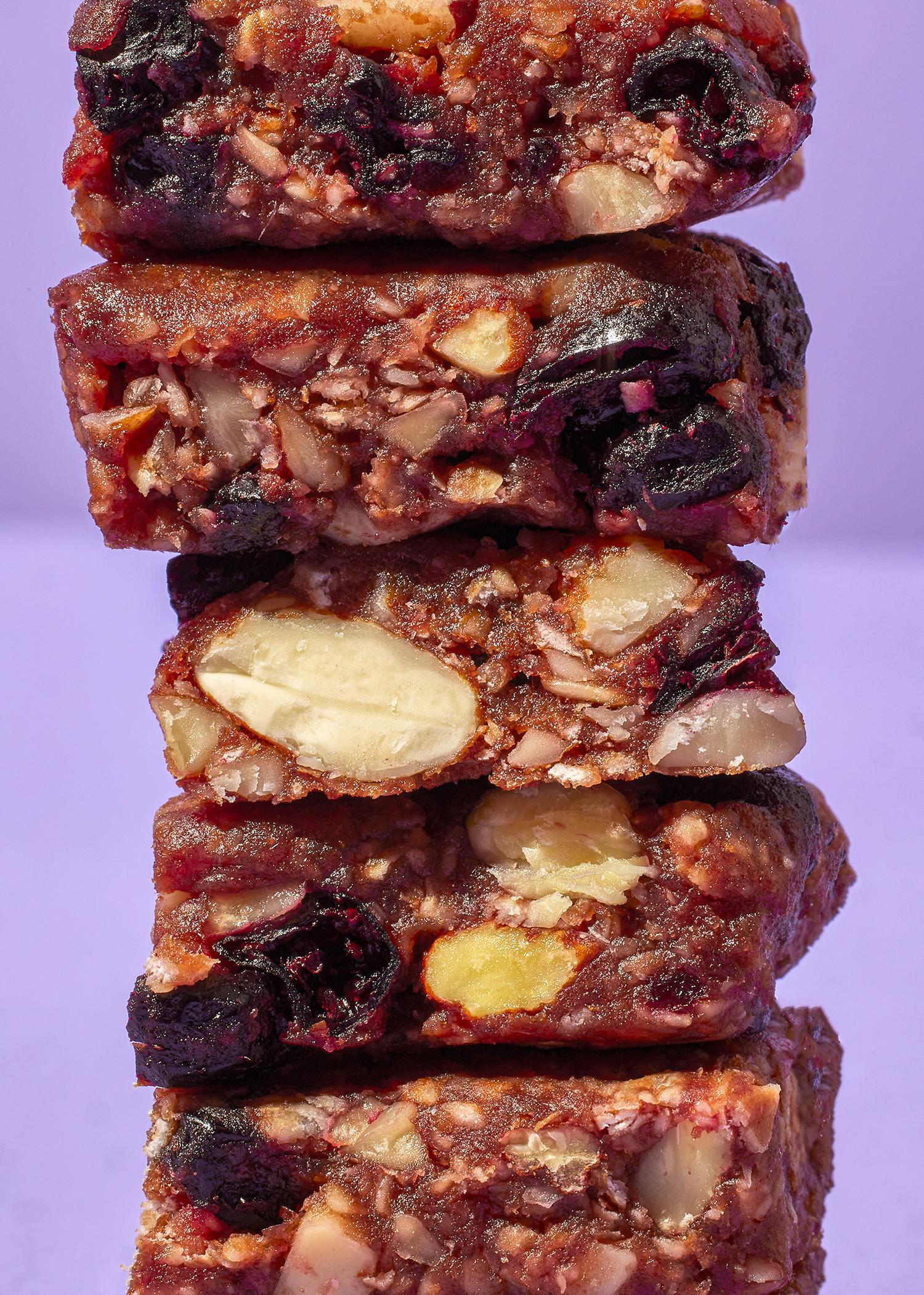 Barre de céréales crue au cassis vegan 20 x 50 g 3/7